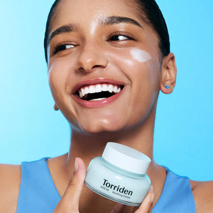Torriden DIVE-IN Soothing Cream open jar texture